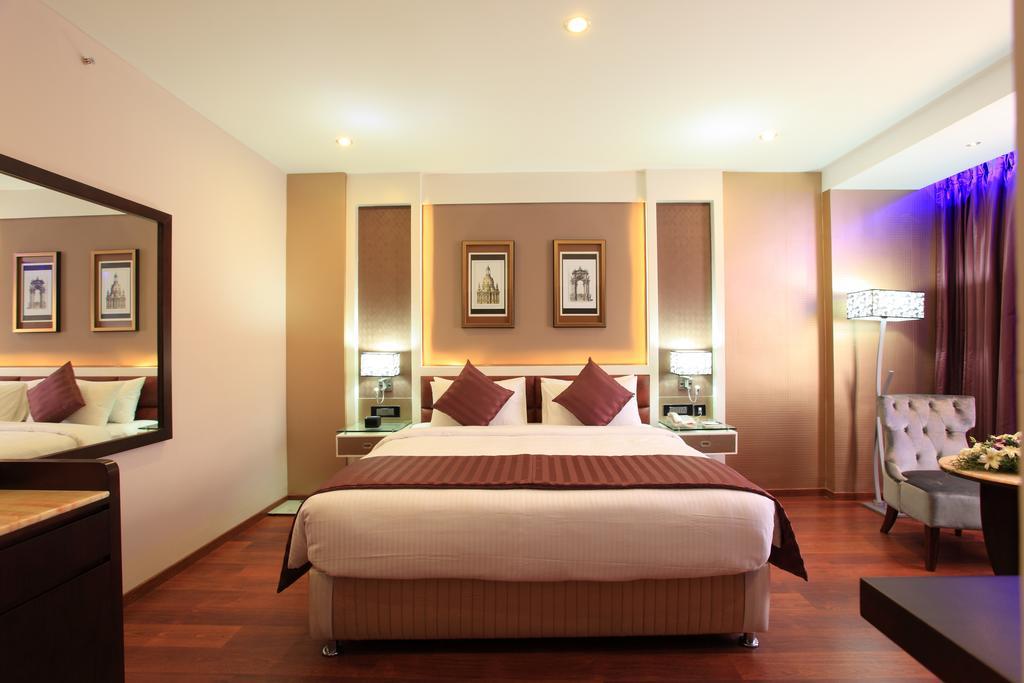 The Pgs Vedanta Hotel Kochi Стая снимка