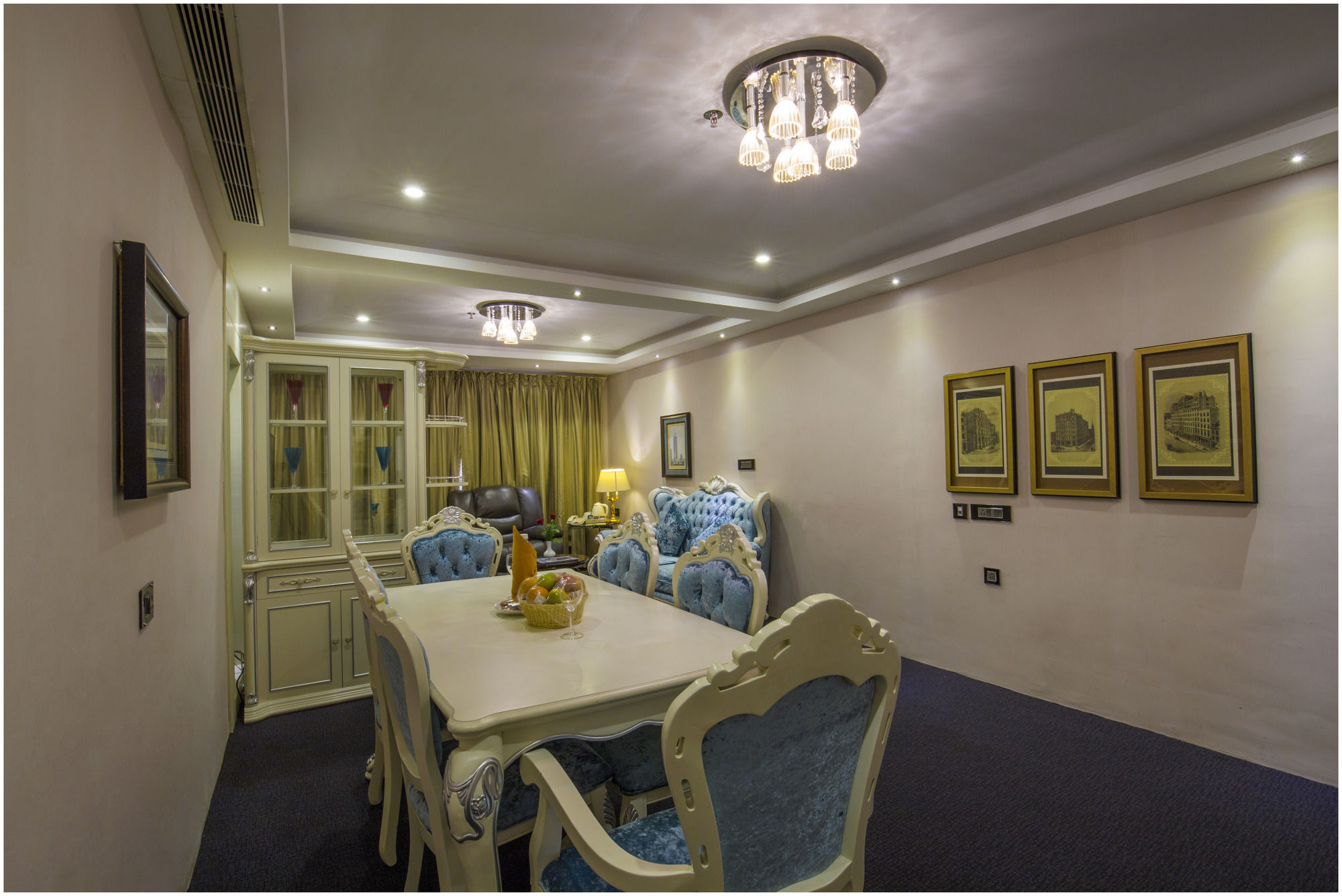 The Pgs Vedanta Hotel Kochi Екстериор снимка